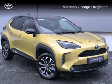 2024 Toyota Yaris Cross 1.5 Hybrid Luna Sport Call Now 041 980 2420 €32,950