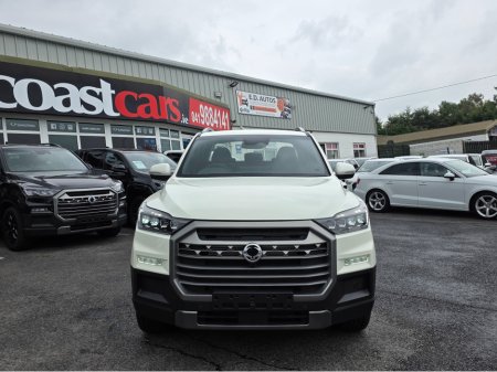 2025 Ssangyong Musso 2.2 PICK UP 5 SEATER COMMERCIAL 4WD 200 BHP 3.5 TON TOWING CAPACITY REV-CAMERA // 5 YEAR WARRANTY // APPLY FOR FINANCE TODAY // THE BEST VALUE PICK UP IN IRELAND // €40,950
