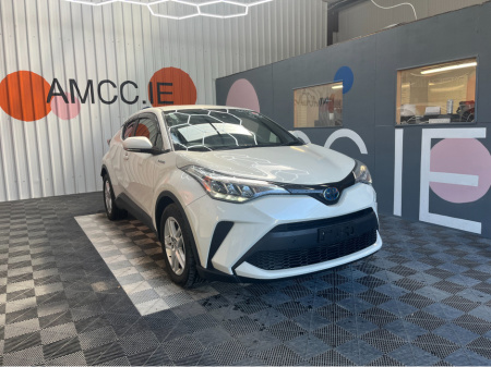 2019 Toyota C-HR C-HR 1.8 HYRBID / 98k KMs / REVERSE CAMERA , ADAPTIVE CRUISE & MORE