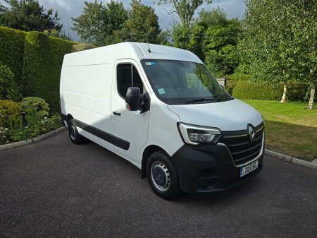 2021 Renault Master