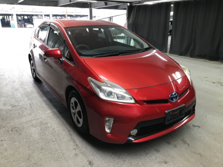 2014 Toyota Prius Toyota Prius 2014 Red in colour only 58K on the clock .