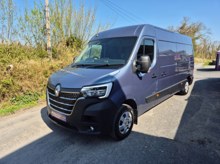 2022 Renault Master LM35 BUSINESS+ BLUE €25,450