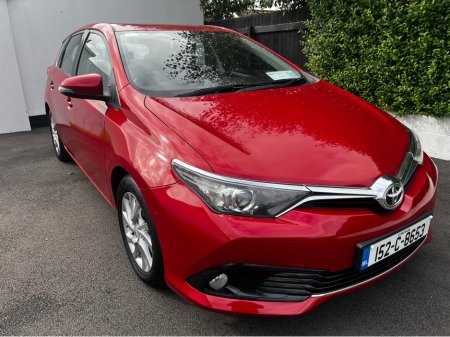2015 Toyota Auris 1.6 D-4D ICON 110BHP 5DR D