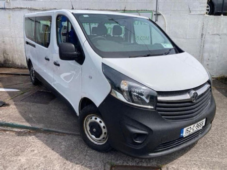 2015 Opel Vivaro 9 seater manual diesel €34,950