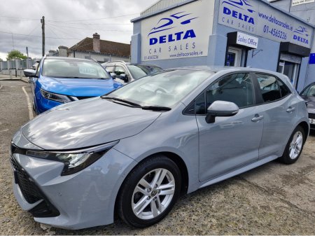 2022 Toyota Corolla ICON 1.8L 120BHP PETROL HYBRID AUTOMATIC NCT 09/27 FINANCE AVAILABLE @ €75 PER WEEK HEATED SEATS/ TOUCH SCREEN MEDIA/ PARKING SENSORS/ REVERSE CAMERA/ SAT NAV/ BLUETOOTH/ HISTORY CHECKED €18,950