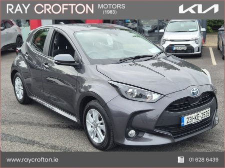 2023 Toyota Yaris 1.5 Hybrid 5Dr Luna