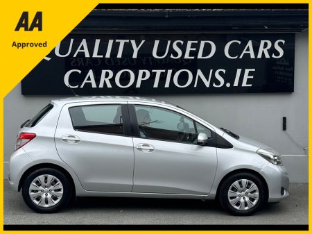 2013 Toyota Yaris 1.0 LUNA 4DR//LOW MILES//1 YEARS TAX//