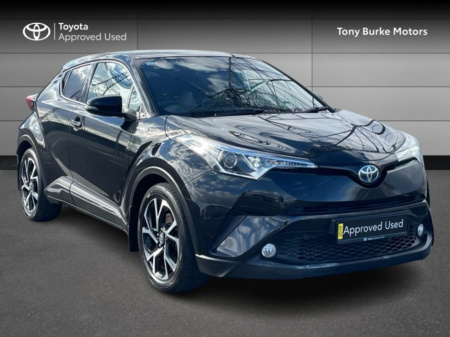 2019 Toyota C-HR & Ivory Leather - 1.8 Hybrid - 1 Owner - Automatic - EUR 180 Tax - FSH @ TBM TOYOTA // Remote Central Locking // Front Electric Windows // Rear Electric Windows // Electric Mirrors // Heated Mirrors €22,899