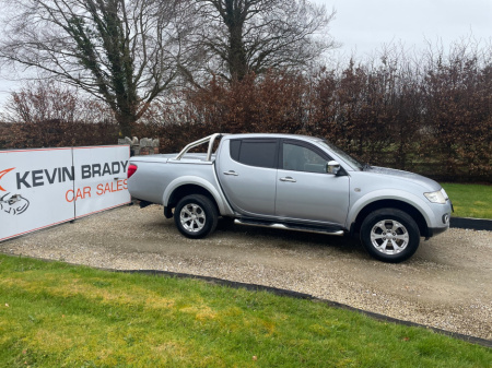 2013 Mitsubishi L200 DOUBLE CAB PICK UP 2.5 DIESEL MANUAL INTENSE MODEL €12,950