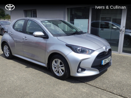 2022 Toyota Yaris YARIS 1.0 LUNA €19,800