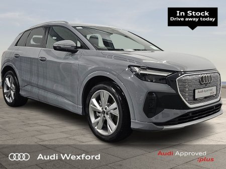 2025 Audi Q4 e-tron Sport 45 e-tron 210,00 kW *DEMO* €561p/m *RRP €63975*