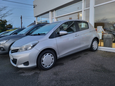 2014 Toyota Yaris 1.0 VVT-i 5Dr Luna €10,799
