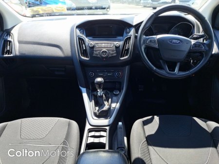 2015 Ford Focus 1.6 TDCi 95PS Zetec 4DR €9,950