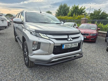 2020 Mitsubishi L200