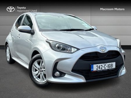 2024 Toyota Yaris YARIS 1.5 LUNA €27,750