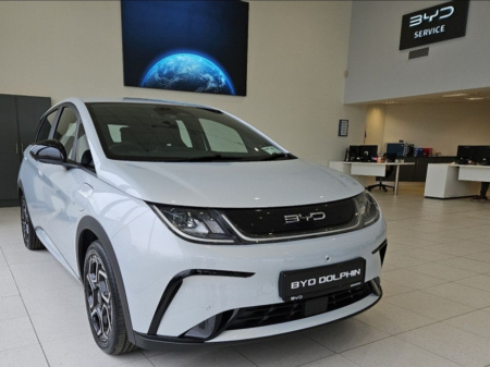 2025 BYD Dolphin Comfort 60.4kWh 427km HEAT PUMP INCLUDED €33,110