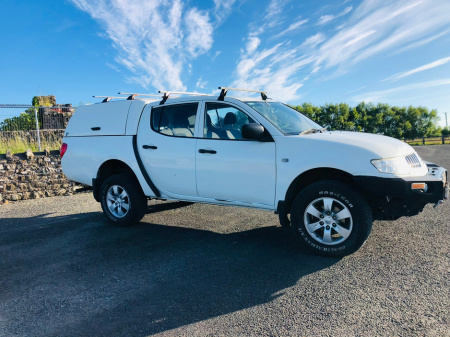 2015 Mitsubishi L200 