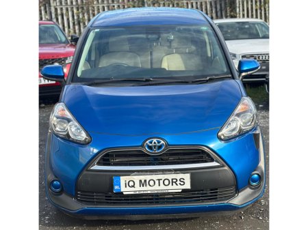 2016 Toyota Sienta 1.5 Petrol Hybrid Petrol 7 Seater Fresh Import €13,595