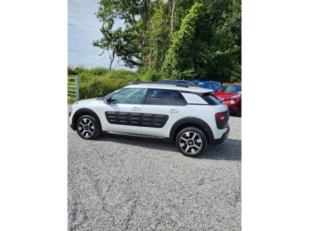 2015 Citroen C4 Cactus 1.6 BlueHDi 100 Feel €6,999