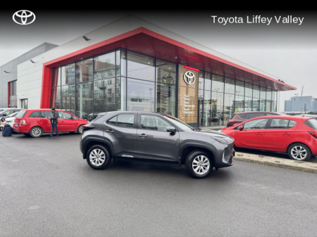 2023 Toyota Yaris CR LUNA 4DR AUTO CROSS €28,450