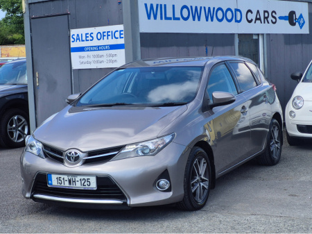 2015 Toyota Auris 1.4 D-4D SOL 4DR €9,950