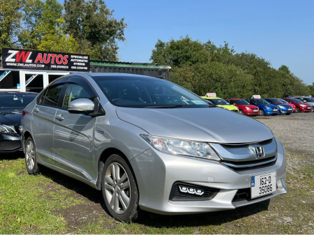 2016 Honda Grace DAA-GM4 4DR AUTO €11,500