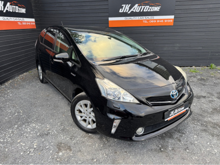 2013 Toyota Prius Alpha 1.8 ALPHA HYBRID AUTO €10,895
