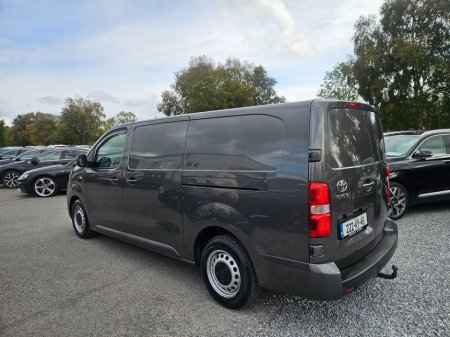 2022 Toyota Proace 2.0 (140HP) GX LWB 4DR €22,990