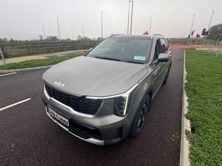 2025 Kia Sorento DSL new model 7S, 2.2 diesel auto, *7 year warranty* *3 year AA* *3.9% finance* Apple CarPlay, Sat Nav, Heated Steering Wheel, Touch Screen Info €67,900