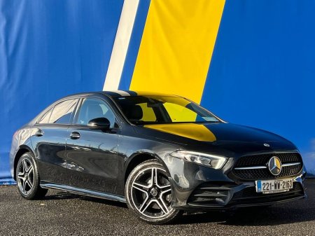 2022 Mercedes-Benz A Class A250e AMG-LINE 1.3 HYBRID AUTO // AMBIENT LIGHITING // DIGITAL CLUSTER // 18
