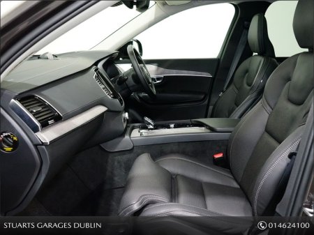 2024 Volvo XC90 ULTIMATE BRIGHT, ONYX BLACK WITH CHARCOAL LEATHER, 22” ALLOYS, AIR SUSPENSION, BOWERS AND WILKINS, PANORAMIC ROOF €74,945