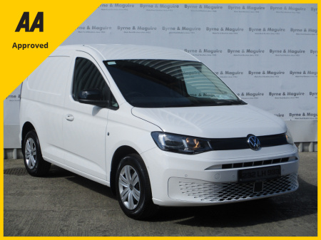 2023 Volkswagen Caddy CADDY VAN SWB ,CARGO BUS TDI 102HP MANUAL 6SPEED FWD. ONE VERY CAREFUL OWNER AND  IN MINT CONDITION. PLYLINED. !!!