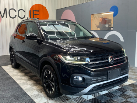 2021 Volkswagen T-Cross AUTOMATIC VW T-CROSS TSI ACTIVE / 60k KMs / Adaptive Cruise & Reverse Camera