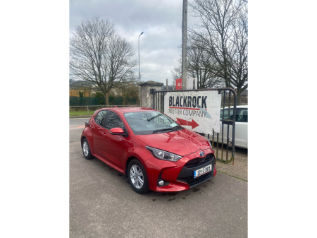 2022 Toyota Yaris HYBRID LUNA 4DR AUTO
