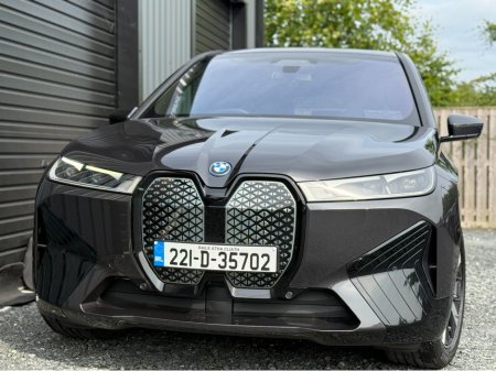 2022 BMW iX XDRIVE 40 M SPORT €43,950