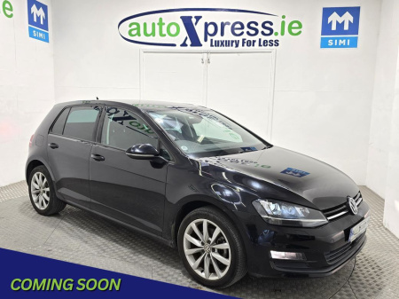 2017 Volkswagen Golf 1.2 TSI Automatic, Reversing camera