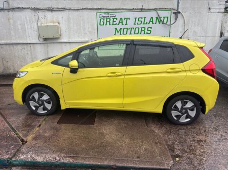 2014 Honda Fit 1.5i Petrol Hybrid Automatic €10,500