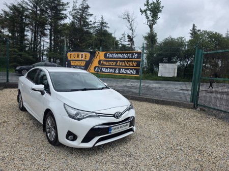 2015 Toyota Avensis 1.6 D-4D Luna Saloon