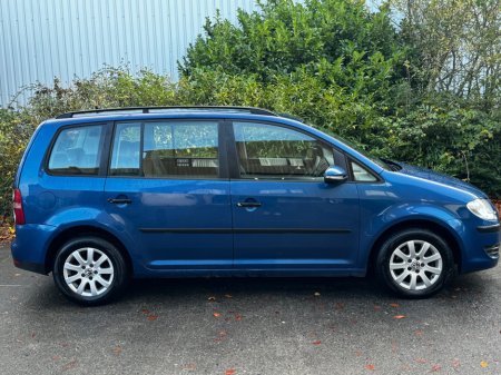 2010 Volkswagen Touran 1.9 TDI 105BHP CONCEPTLINE BLUEMOTION €3,499