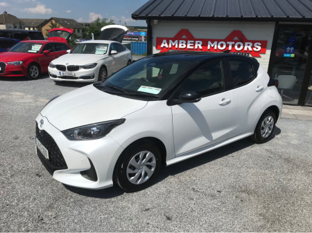 2024 Toyota Yaris 1.0 L YARIS X Petrol