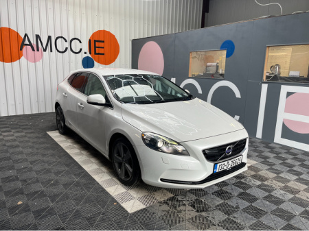 2013 Volvo V40 ONLY €9950 VOLVO V40 AUTOMATIC T4 SE /  1.6 PETROL / 117k KMs / AUTOMATIC / REVERSE CAMERA & MORE