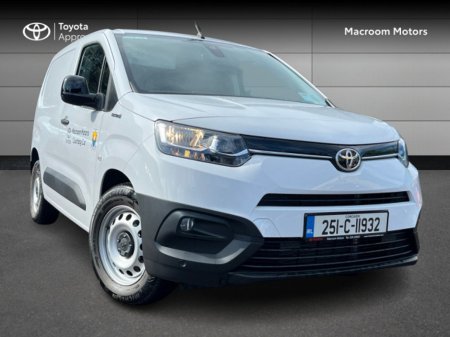 2025 Toyota Proace City 