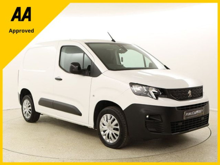 2022 Peugeot Partner  €10,450