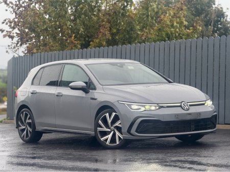 2022 Volkswagen Golf 2022 Volkswagen Golf R-LINE TSI