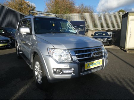 2015 Mitsubishi Pajero Shogun DI-DC 4WORK SG2 LWB DOE + TAX