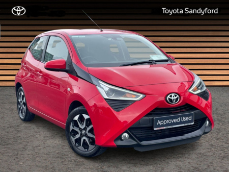 2018 Toyota Aygo 1.0 X-PLAY // VERY LOW MILEAGE // REVERSING CAMERA // BLUETOOTH // ALLOY WHEELS // NCT PASSED // FULL WARRANTY €12,945