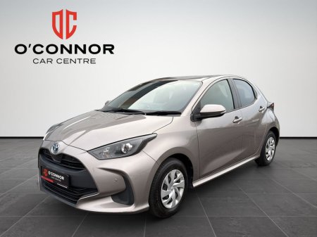 2021 Toyota Yaris “Drives like new, sips like it’s shy.” €15,888