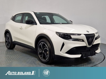 2025 Alfa Romeo Junior Ibrida 1.2 HYBRID 136HP