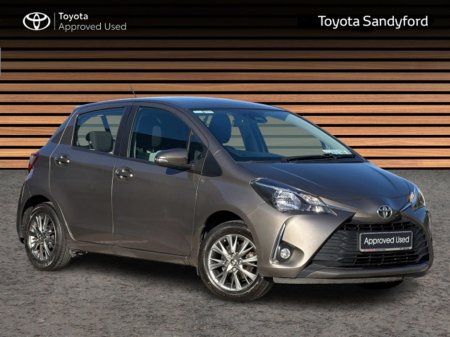 2019 Toyota Yaris 1.0 5DR LUNA // REAR CAMERA // BLUETOOTH // ALLOY WHEELS // FULL WARRANTY