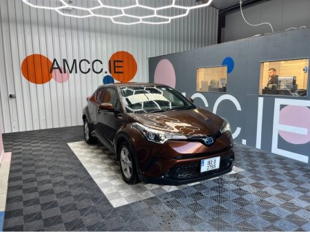 2018 Toyota C-HR €19950! 2018 TOYOTA C-HR 1.8 HYBRID / 85K KMS / REVERSE CAMERA, CRUISE CONTROL & MORE €19,950